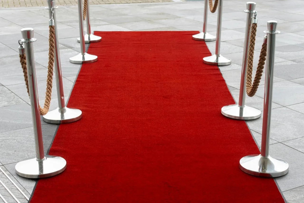 Rope & Post Stanchions
